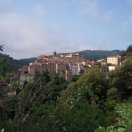 Apartamento Sassetta Holiday Exterior foto