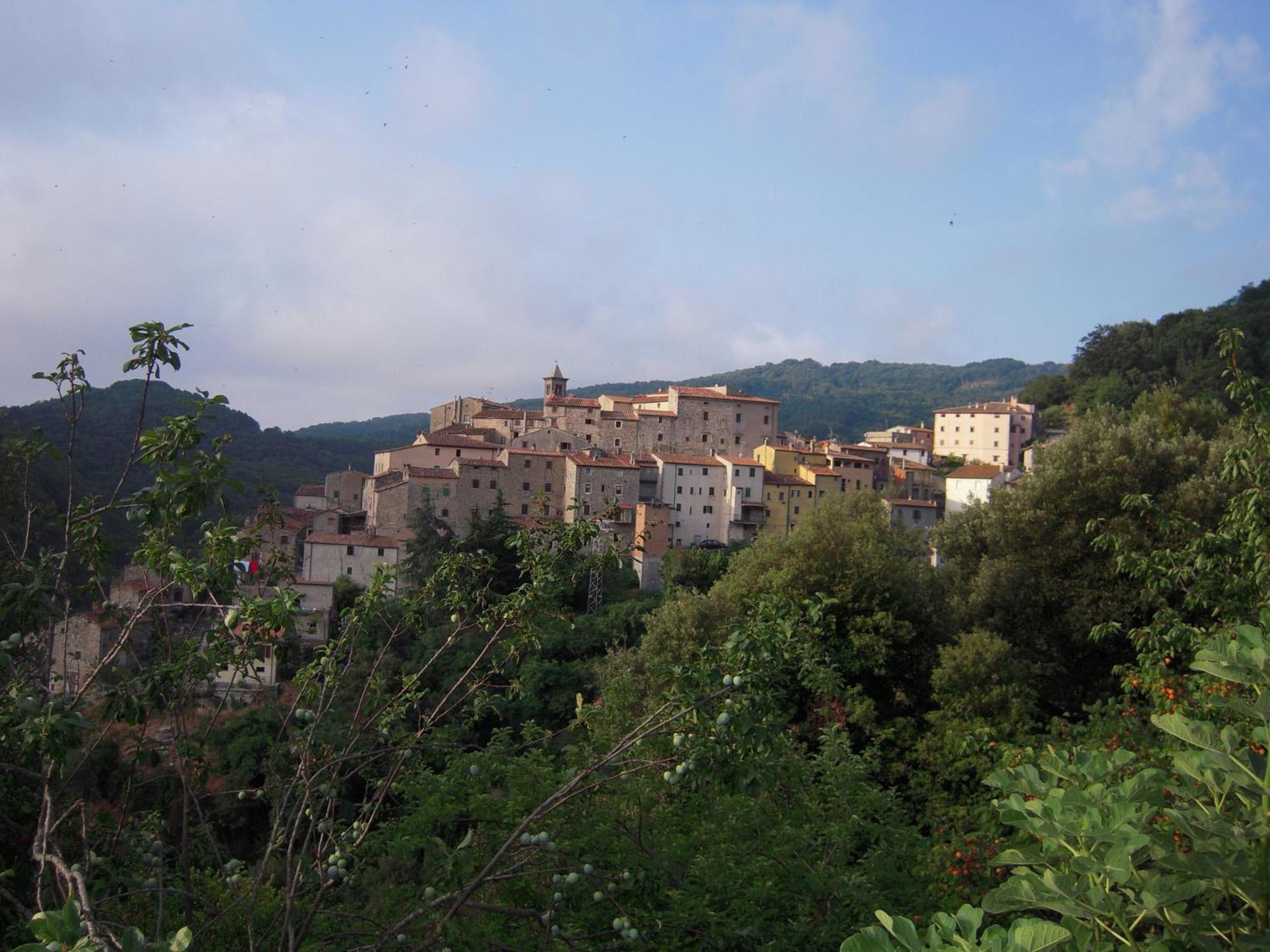 Apartamento Sassetta Holiday Exterior foto